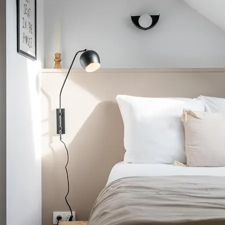 شقة Sous Les Combles Cote Cour, Parking Gratuit